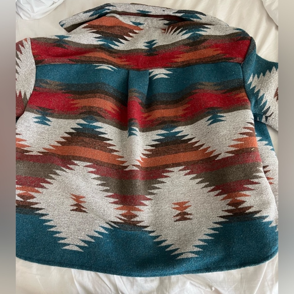 Aztec button down jacket - Picture 2 of 3